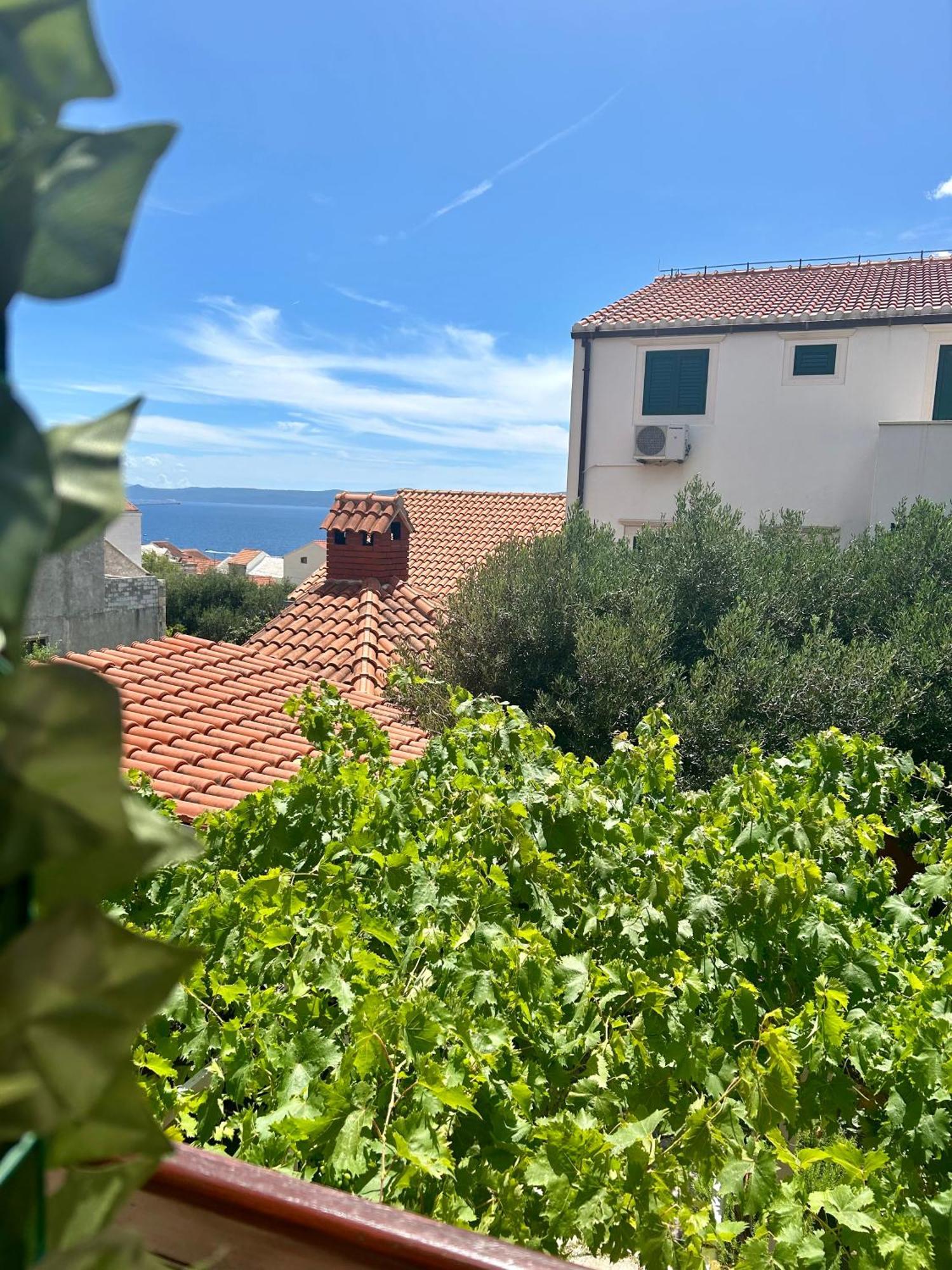 Villa Kiki Bol Exterior foto